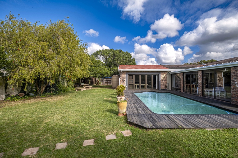 4 Bedroom Property for Sale in Lorraine Eastern Cape